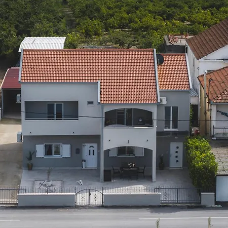 Appartement Rafael *